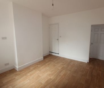 2 Bed Terrace Diseworth Street Leicester LE2 - Ace Properties - Photo 5