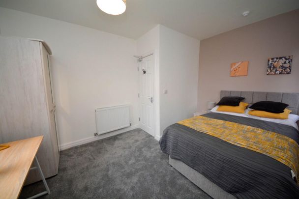 1 bed Room for Rent - Photo 1