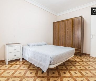 valencia, Valencian Community 46022 - Photo 6