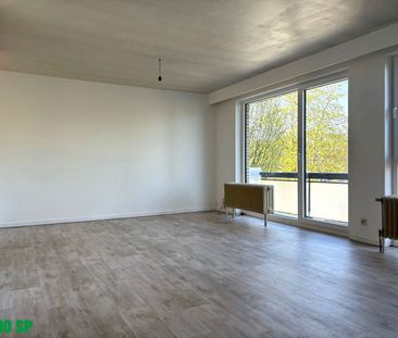 Lichtrijk appartement op de eerste verdieping met 2 slaapkamers op ... - Photo 1