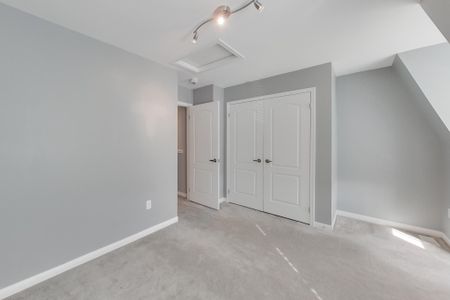 For Lease - 1417 Salem Road, Ajax, Ontario - Photo 5