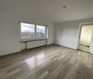 Bereits modernisierte 3-ZKB-Balkonwohnung im Hochhaus in Heppens zu... - Photo 3