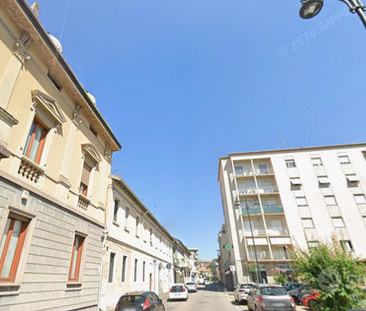 Bilocale 69 Mq con balcone, cantina e posto auto - Photo 1