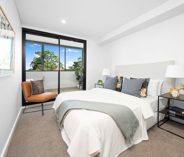 LUXURY AND STYLISH LIVING | 2 BEDROOMS - Photo 4