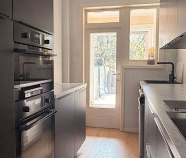 Appartement te huur in Wilrijk voor € 950 met 2 slaapkamers - Photo 6