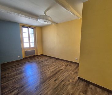 Location Appartement 5 pièces 153m² - Photo 3