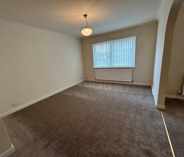 Queens Drive, Liverpool, L15 - Photo 2