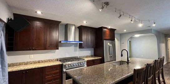 (PLH_REF#28A) ***3 Bedroom Bungalow House for Rent in Langley*** - Photo 2