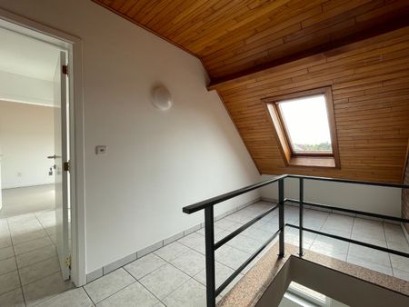 Ruim en lichtrijk duplex appartement met grote inpandige garage in Rotselaar - Foto 5