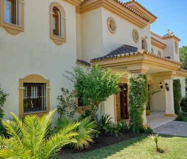 Detached Villa in Costabella - Photo 2