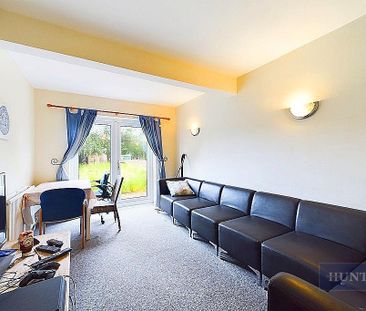 6 bedroom terraced house to rent - Photo 4