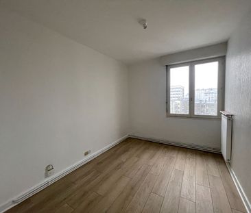 Location Appartement 5 pièces 125m² - Photo 4