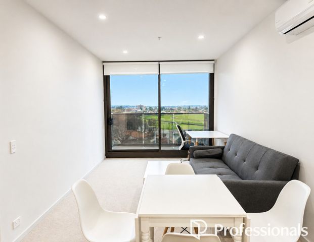 Popular Building Semi -Furnished 1 Bedroom apartment - Photo 1