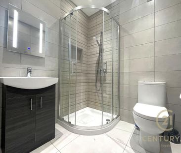 1 bedroom in a house share to rent - Photo 6