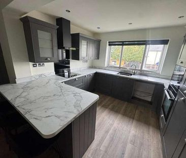 Hobs Road, Wednesbury, West Midlands, WS10 - Photo 5