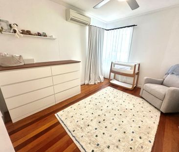 Character home on large 706sqm block - Great position! - Photo 5