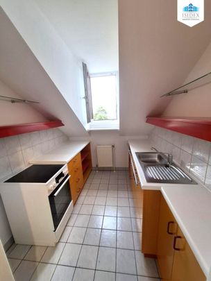 Dachgeschosswohnung in großartiger Lage - Photo 1