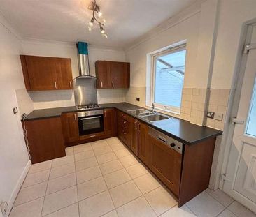 Castle Lane, Solihull, B92 - Photo 4