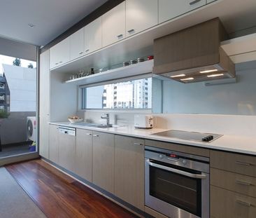 1005/12 Yarra Street, South Yarra VIC 3141 - Apartment For Rent | D... - Photo 6