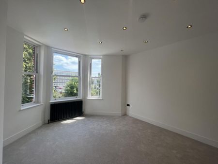 2 bedroom apartment to rent - Photo 2