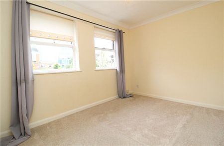 Manor Vale, Brentford, TW8 9JN - Photo 4