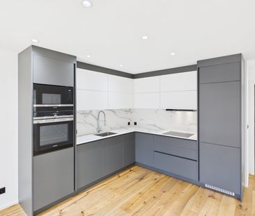 Charmante 4-Zimmer-Wohnung in historischem Gebäude an der Bahnhofst... - Foto 1