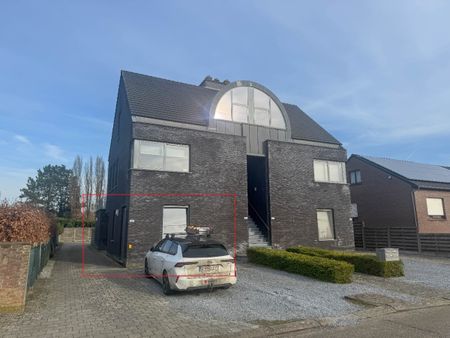 Gelijkvloers app. met 2 slpk, terras en carport in Tongerlo - Photo 5