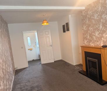 3 Bed Terraced House, Mill Green Close, LS14 - Photo 4