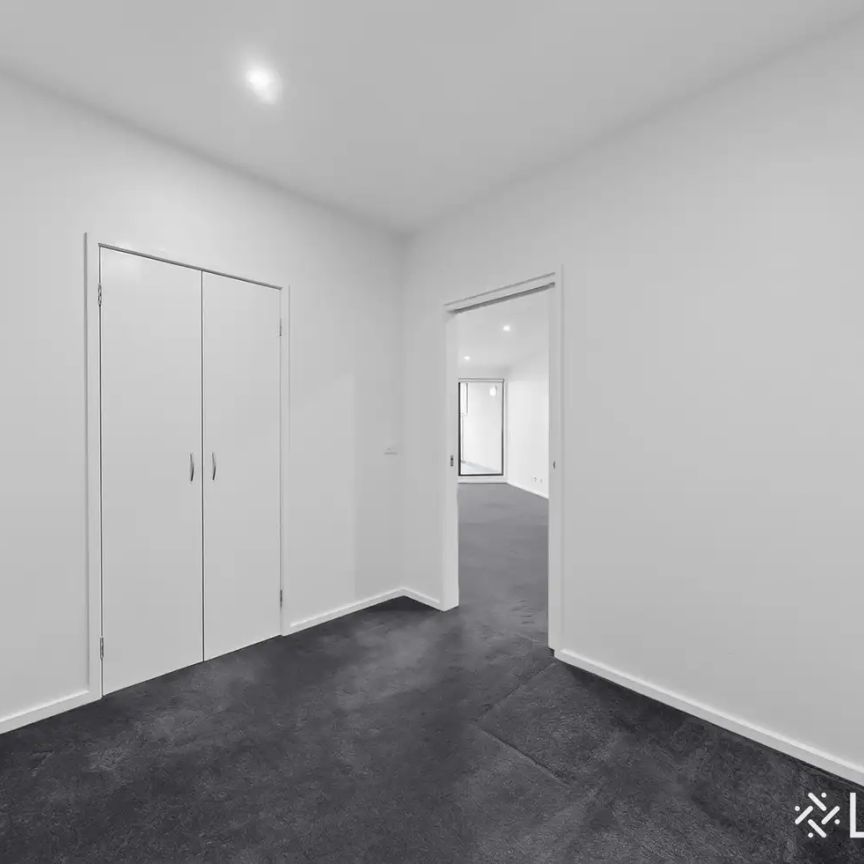 “Stylish Apartment in Prime St Kilda” - Photo 1