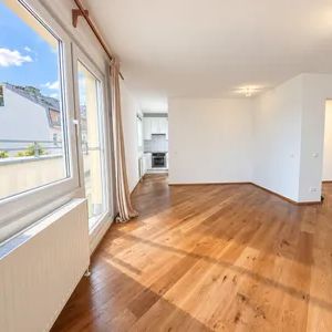 Helle 2,5-Zimmer-Wohnung mit Terrasse in ruhiger Lage - Photo 2