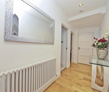 Woodhall Gate, Pinner, HA5 - Photo 4