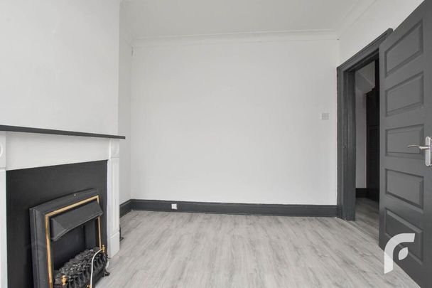 749 Crumlin Road, Belfast, BT14 7GF - Photo 1