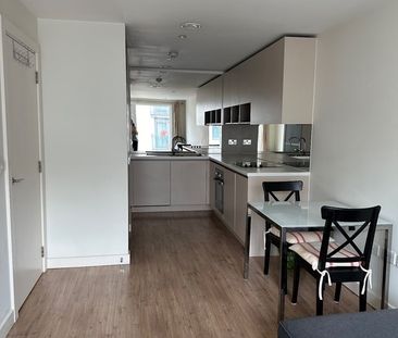 1 Bed Flat, Brooklyn Building, SE10 - Photo 3