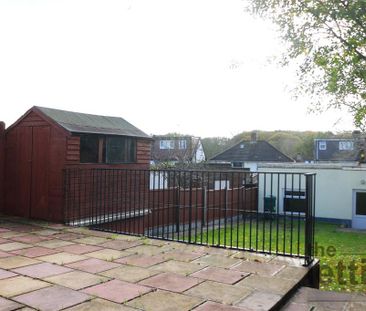 4 bedroom semi-detached house to rent - Photo 5