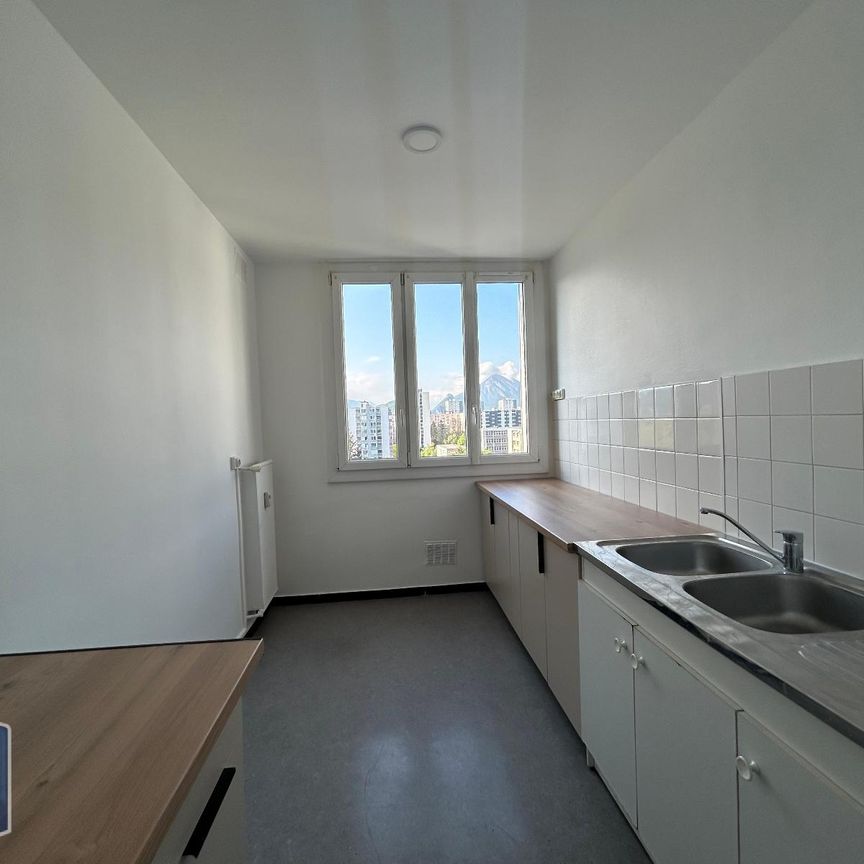 Location Appartement 1 pièce 27m² LE PONT DE CLAIX 38800 - Photo 1