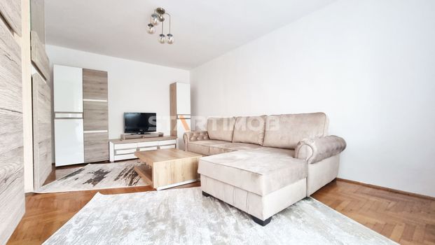 Apartament mobilat doua camere Centru Civic - Fotografie 1