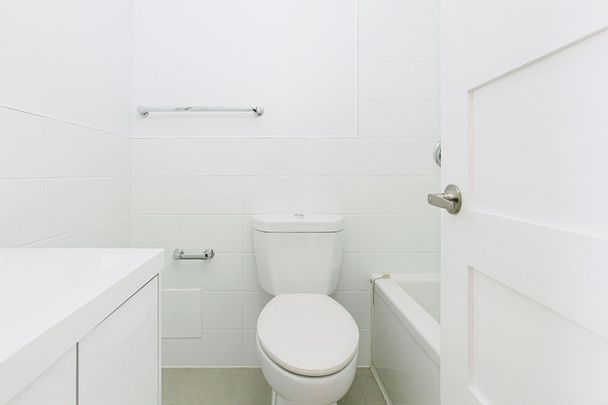 For Lease - 666 Spadina Avenue Unit# 507, Toronto, Ontario - Photo 1