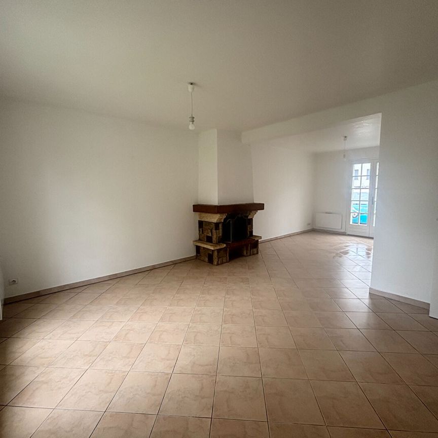 Location Maison 4 pièces 95m² - Photo 1