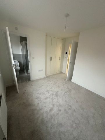 3 Bed Semi-Detached House, Doretti Close, CV6 - Photo 4