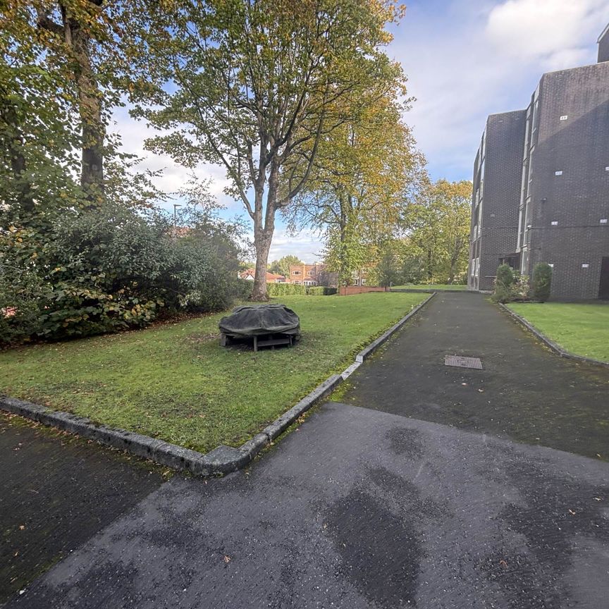 Hilltop Court, Manchester - Photo 1