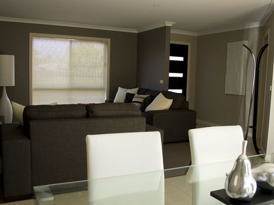 FULLY FURNISHED - Low Maintenance Unit! - Photo 1