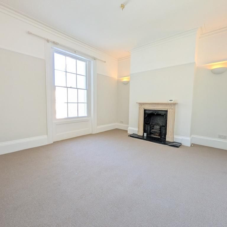 3 bedroom apartment to rent - Photo 1
