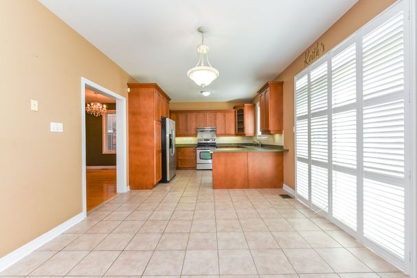 For Lease - 15 Cooperage Street, Brampton, Ontario - Photo 1