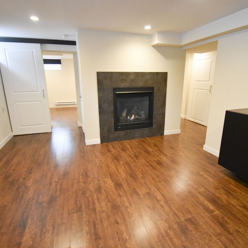 For Lease - 205 Innisfil Street Unit# B, Barrie, Ontario - Photo 1