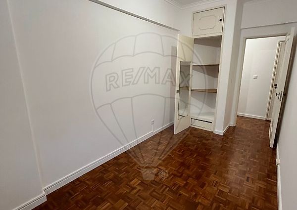 Apartamento T3 em Lisboa
