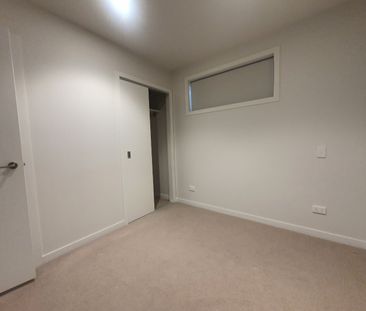 Fabulous 1 Bedroom Apartment in Great Location - Photo 3