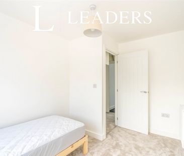 1 bedroom townhouse to rent Ironstone Way, Chichester, West Sussex,... - Photo 4