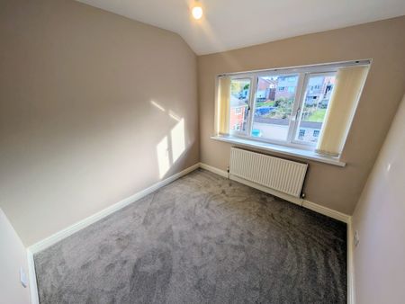 A 3 Bedroom Semi-Detached - Photo 2