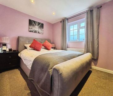 2 bedroom end of terrace house to rent - Photo 5