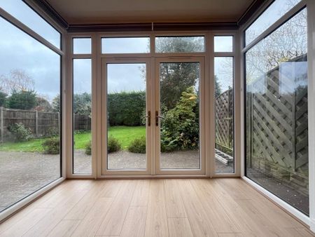 4 bedroom detached house to rent - Photo 3